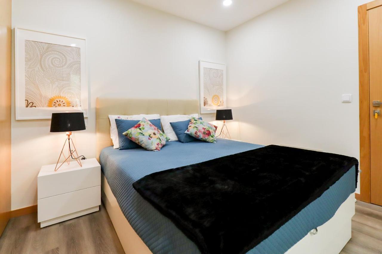 Tiana Apartment - City Centre With Terrace Viana do Castelo Bagian luar foto