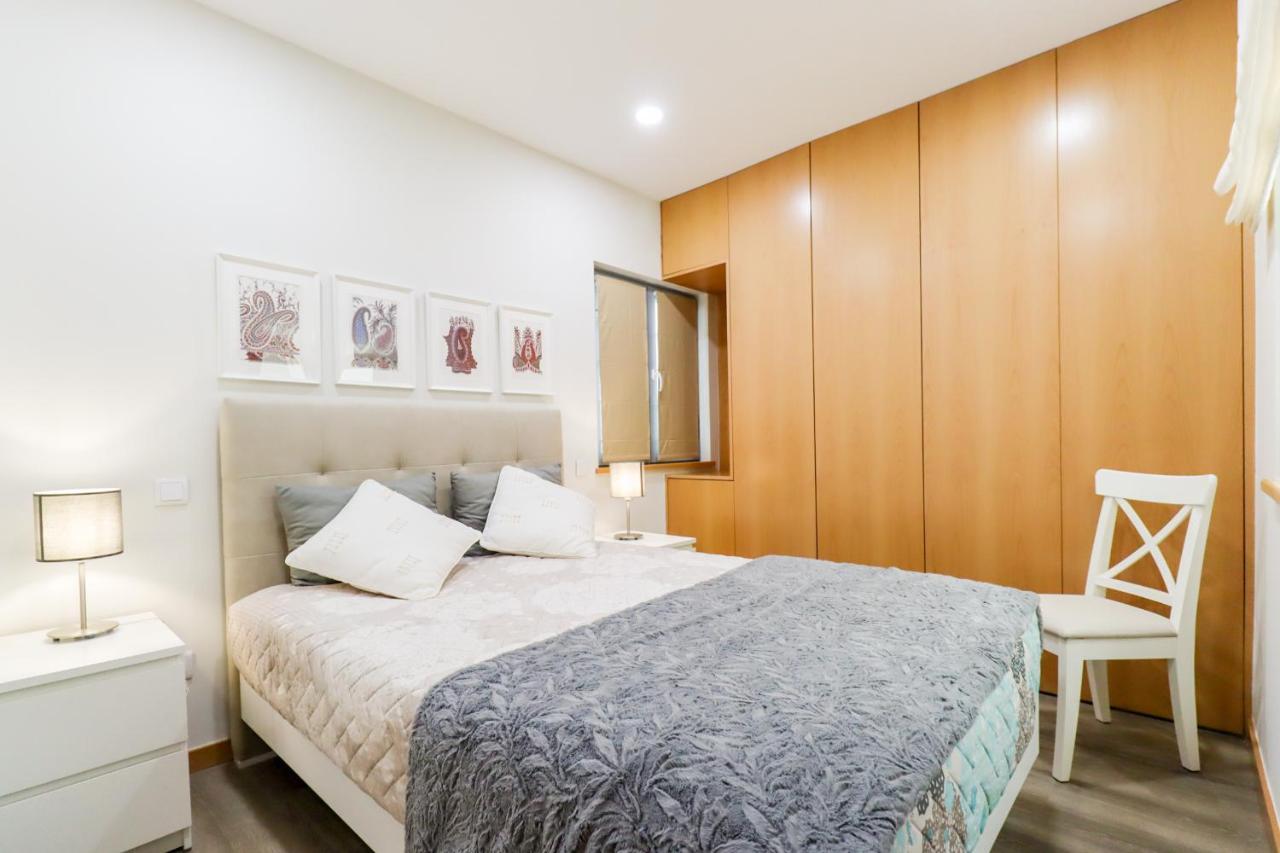 Tiana Apartment - City Centre With Terrace Viana do Castelo Bagian luar foto